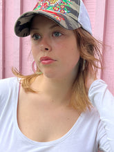 Load image into Gallery viewer, Medium Radiant Lovely Loops