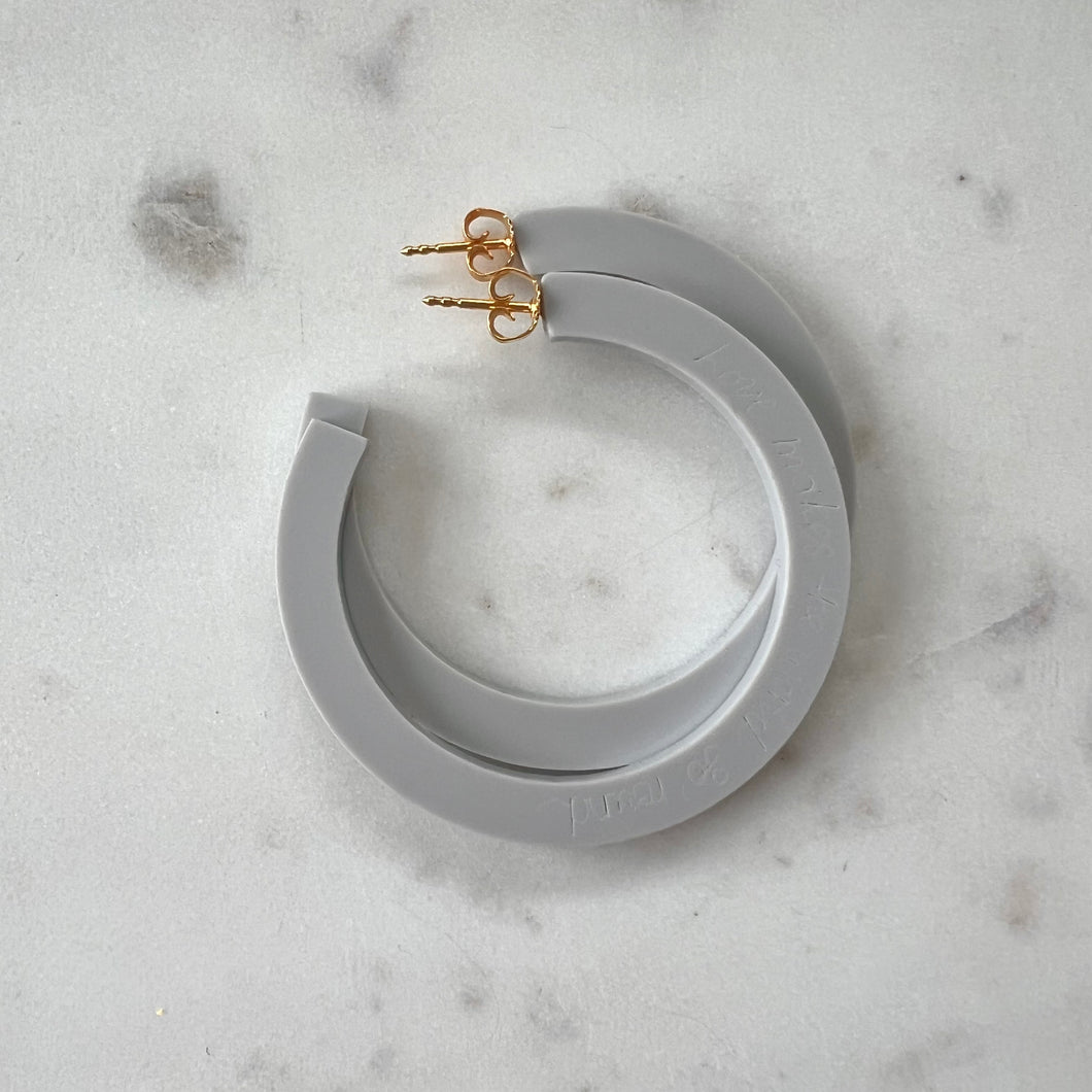 Light Grey Medium Lovely Loops