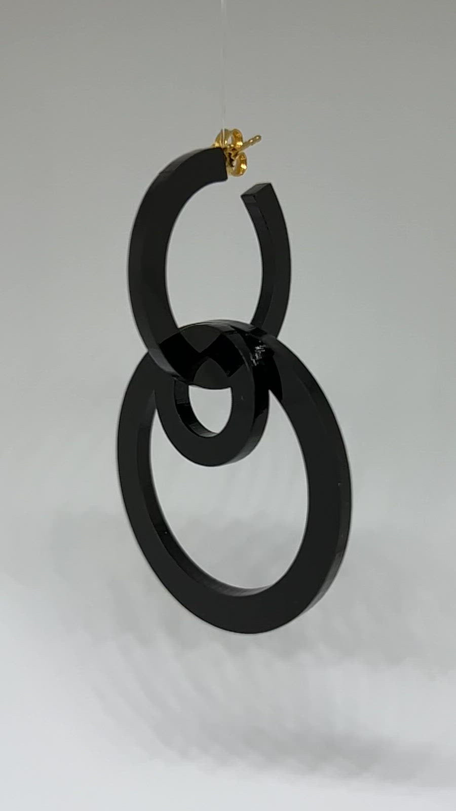 Black Lavish Loops